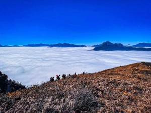 HÀ NỘI – BẮC YÊN – SĂN MÂY TÀ XÙA  – HÀ NỘI CHƯƠNG TRÌNH DU LỊCH CHÀO ĐÓN NĂM MỚI 2025