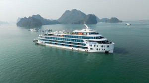 DU THUYỀN LUNA HA LONG DAILY CRUISE