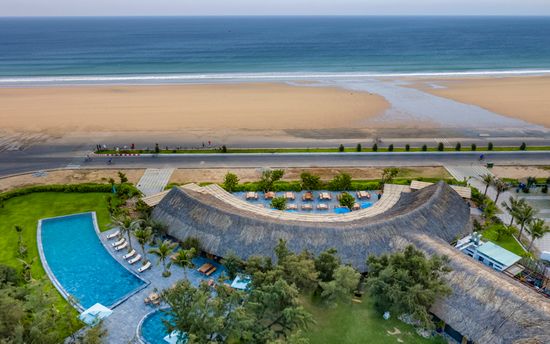 STELIA BEACH RESORT PHU YEN