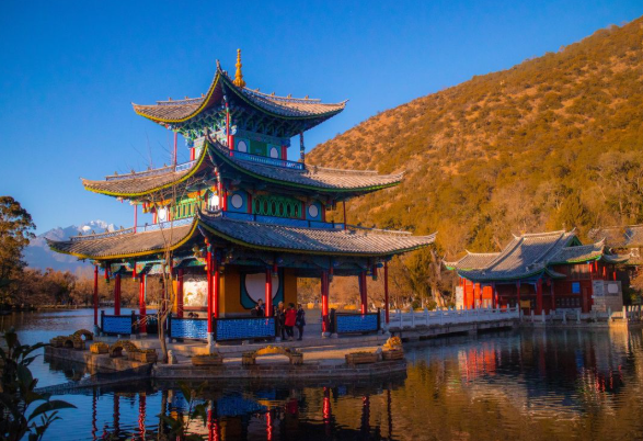HÀ NỘI – ĐẠI LÝ – LỆ GIANG - SHANGRILA Tháng 12/01/02 2025/26