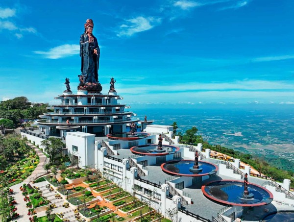 HÀ NỘI - SÀI GÒN – CỦ CHI – TÂY NINH – MỸ THO – BẾN TRE - HÀ NỘI (KH MÙNG 2 TẾT ÂM LỊCH 2027)
